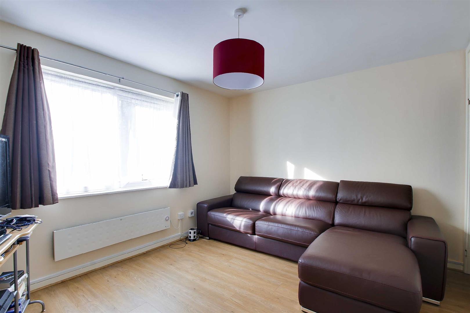 1 bed property in Thane Court, Stantonbury Milton Keynes